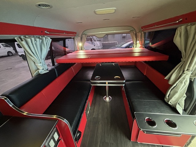 キャンピングカーバンコン