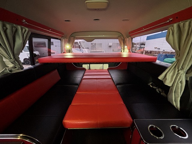 キャンピングカーバンコン