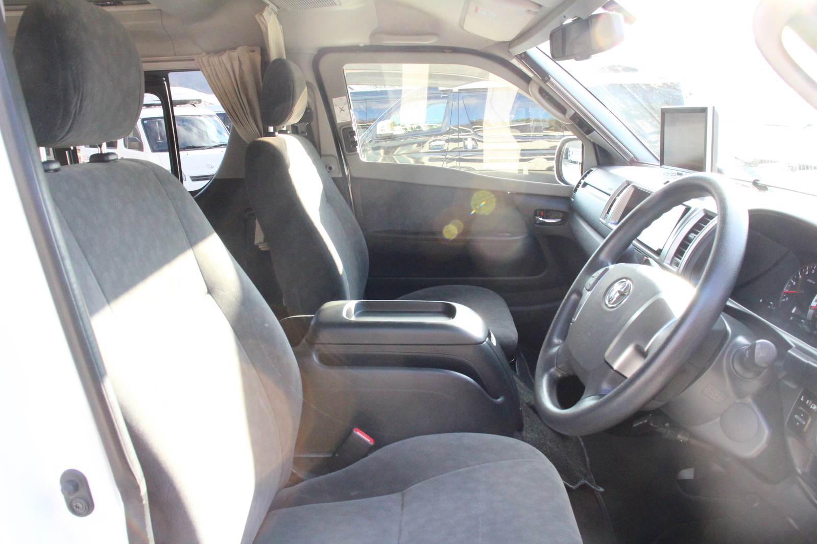 キャンピングカーバンコン