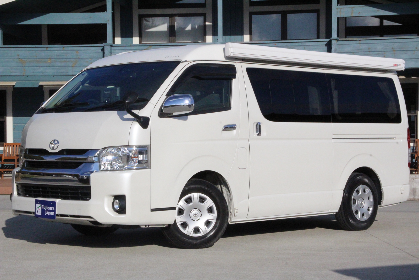 キャンピングカーバンコン