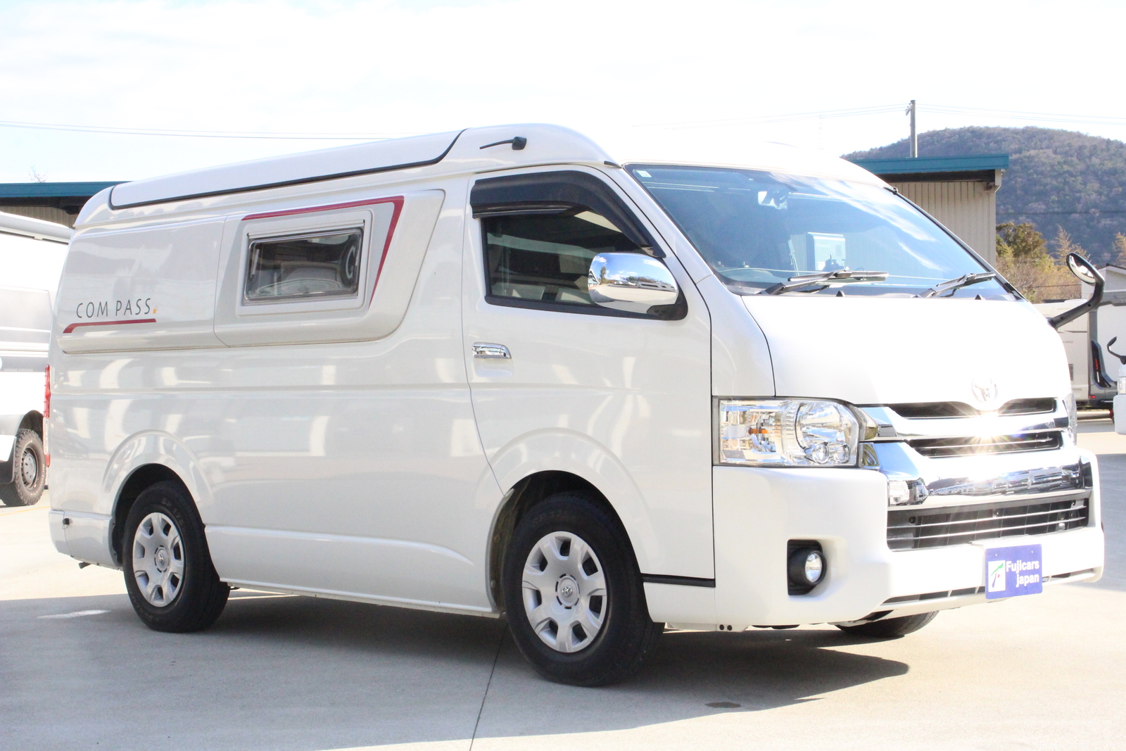 キャンピングカーバンコン