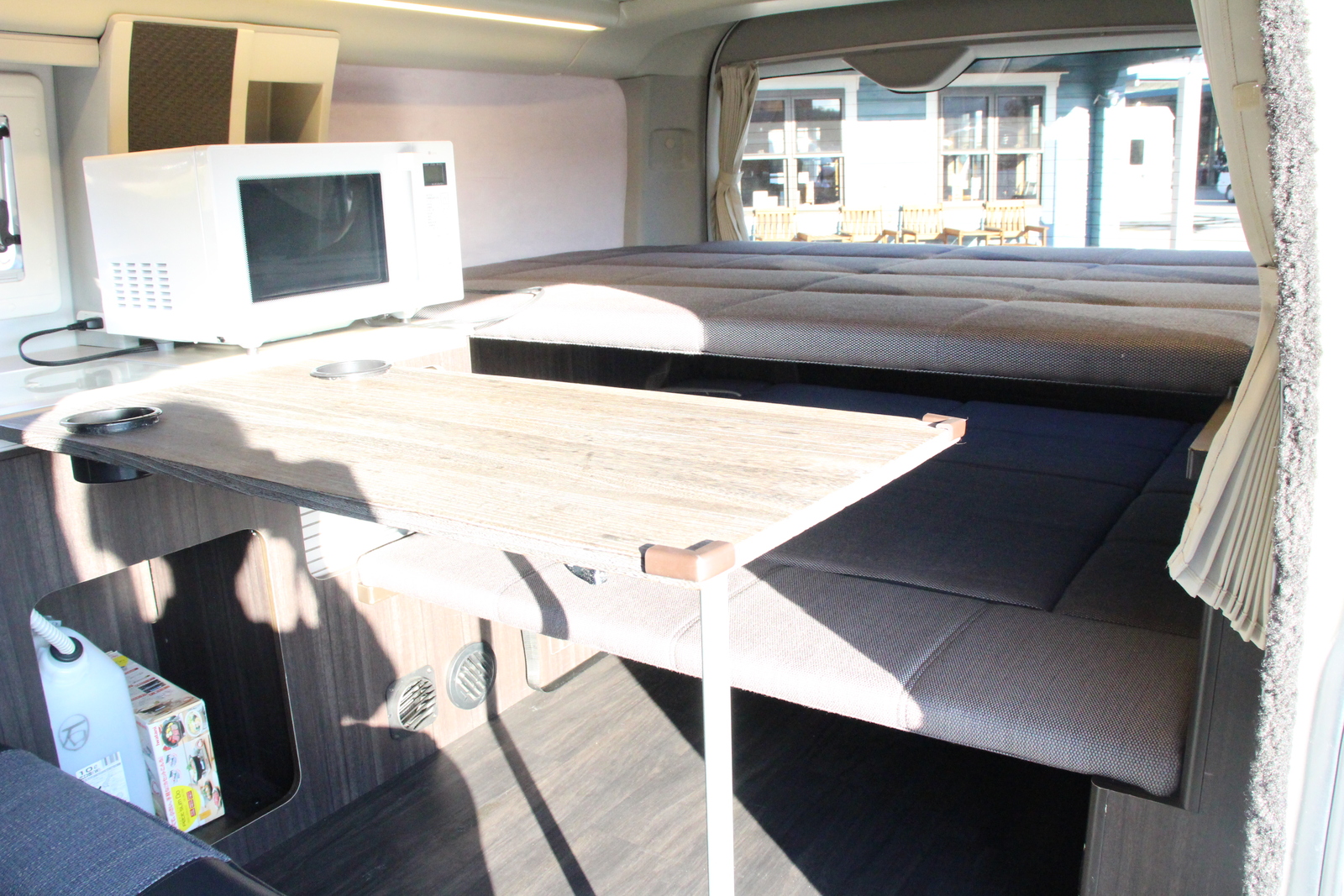 キャンピングカーバンコン