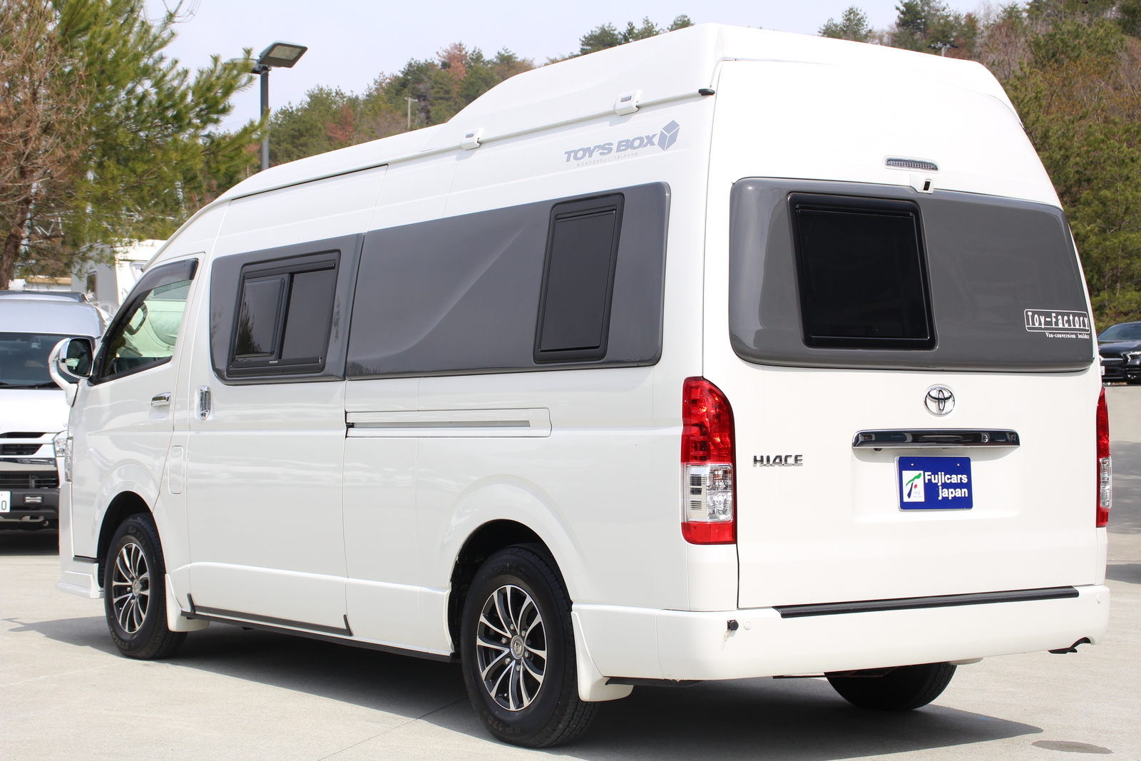 キャンピングカーバンコン