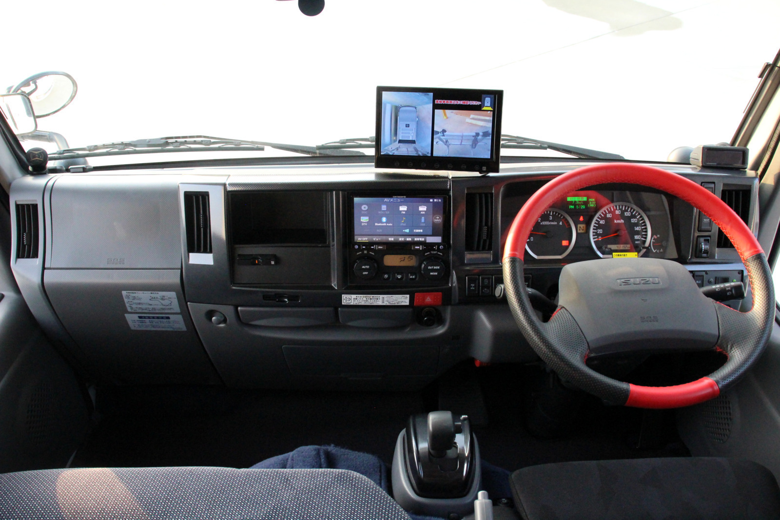 キャンピングカーキャブコン