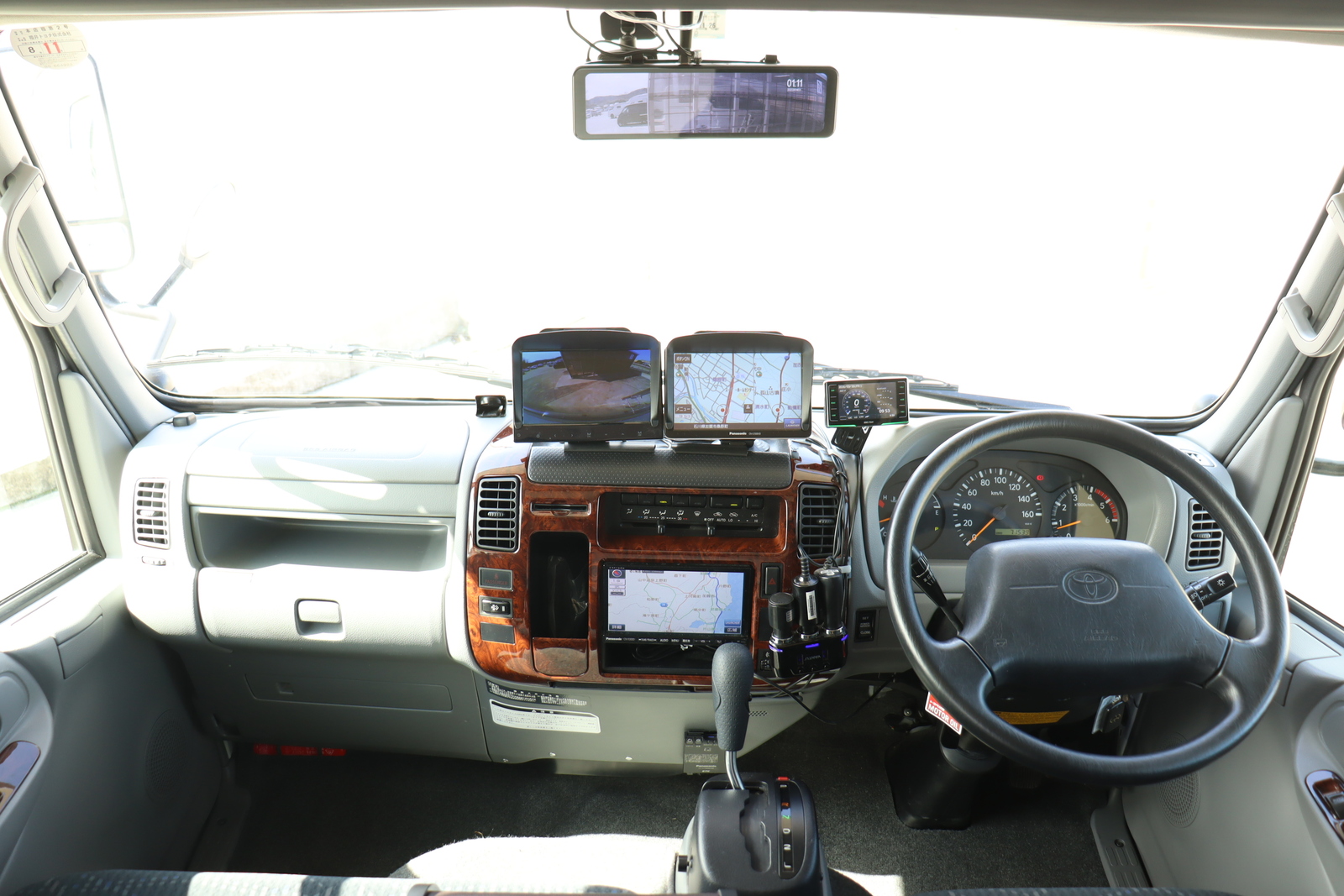 キャンピングカーキャブコン