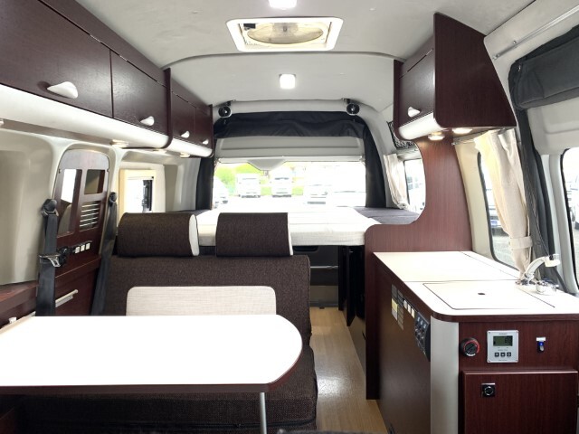 キャンピングカーバンコン