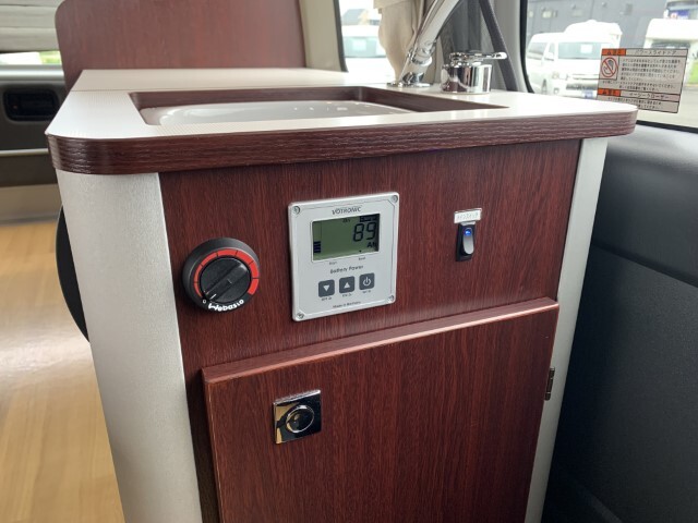 キャンピングカーバンコン