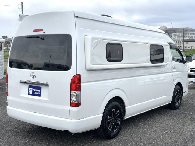 キャンピングカーバンコン