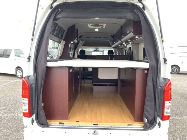 キャンピングカーバンコン