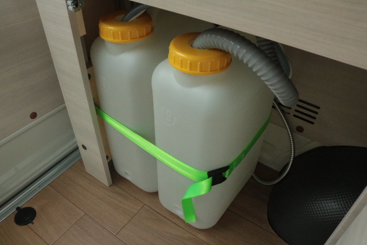 キャンピングカーバンコン