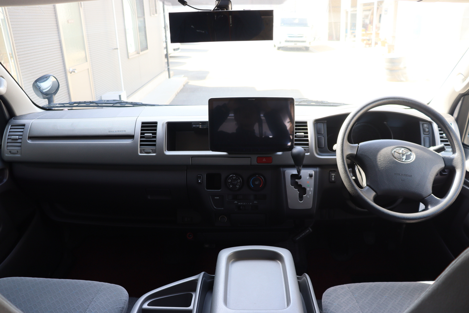 キャンピングカーバンコン