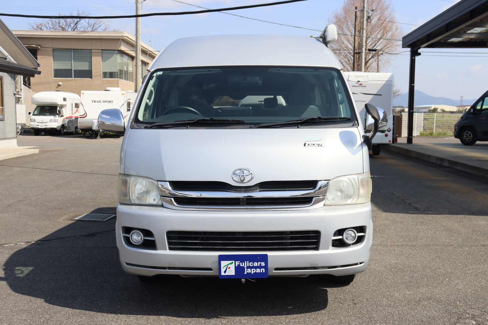 キャンピングカーバンコン