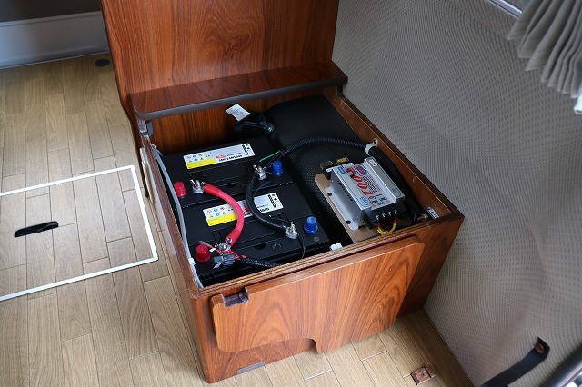 キャンピングカーバンコン