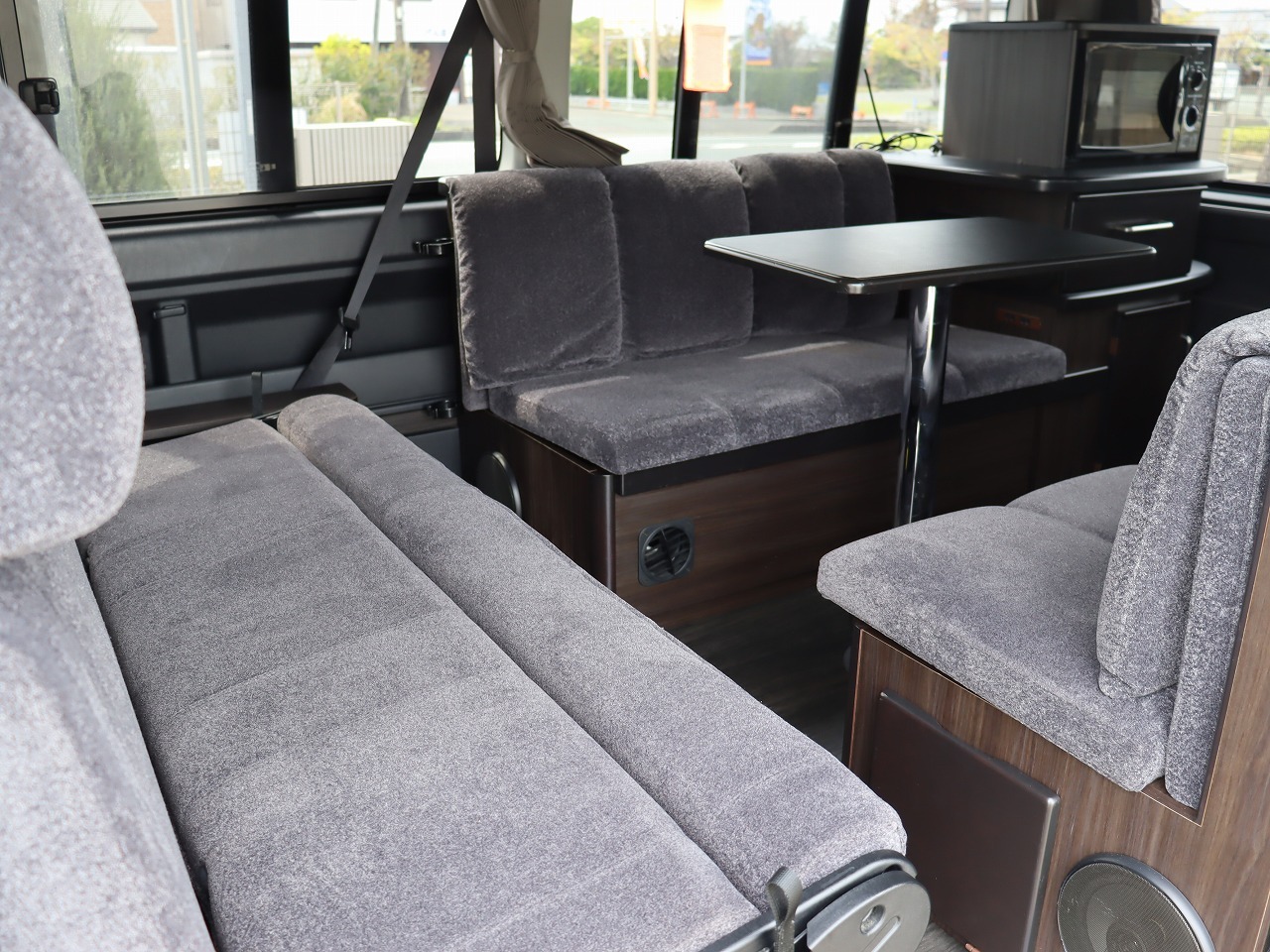 キャンピングカーバンコン