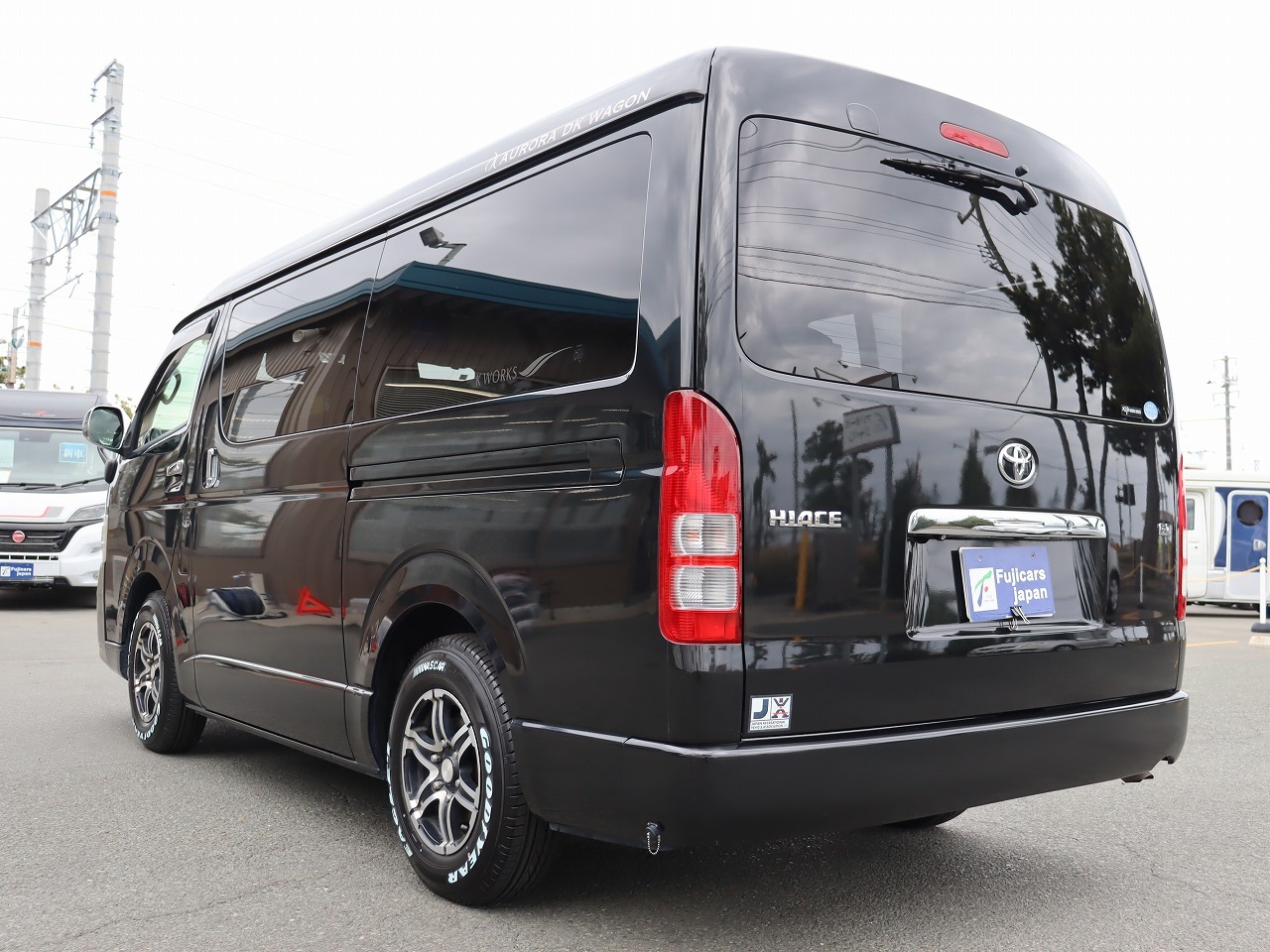 キャンピングカーバンコン