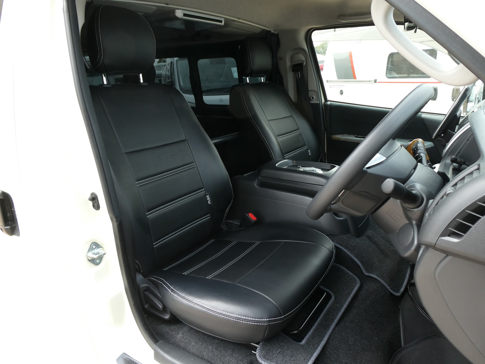 キャンピングカーバンコン