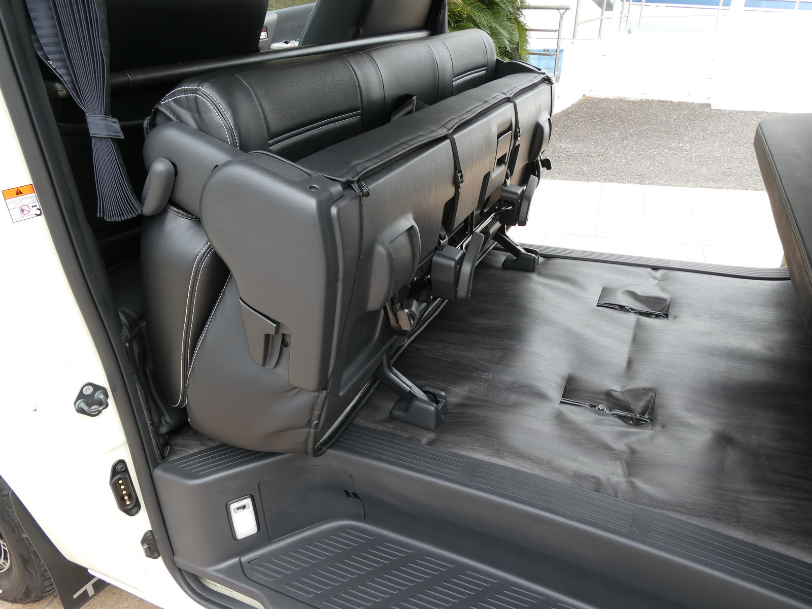 キャンピングカーバンコン