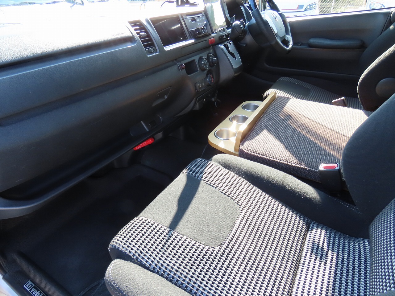 キャンピングカーバンコン