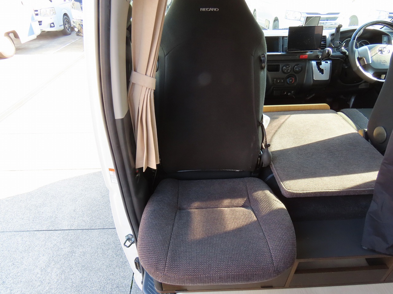 キャンピングカーバンコン