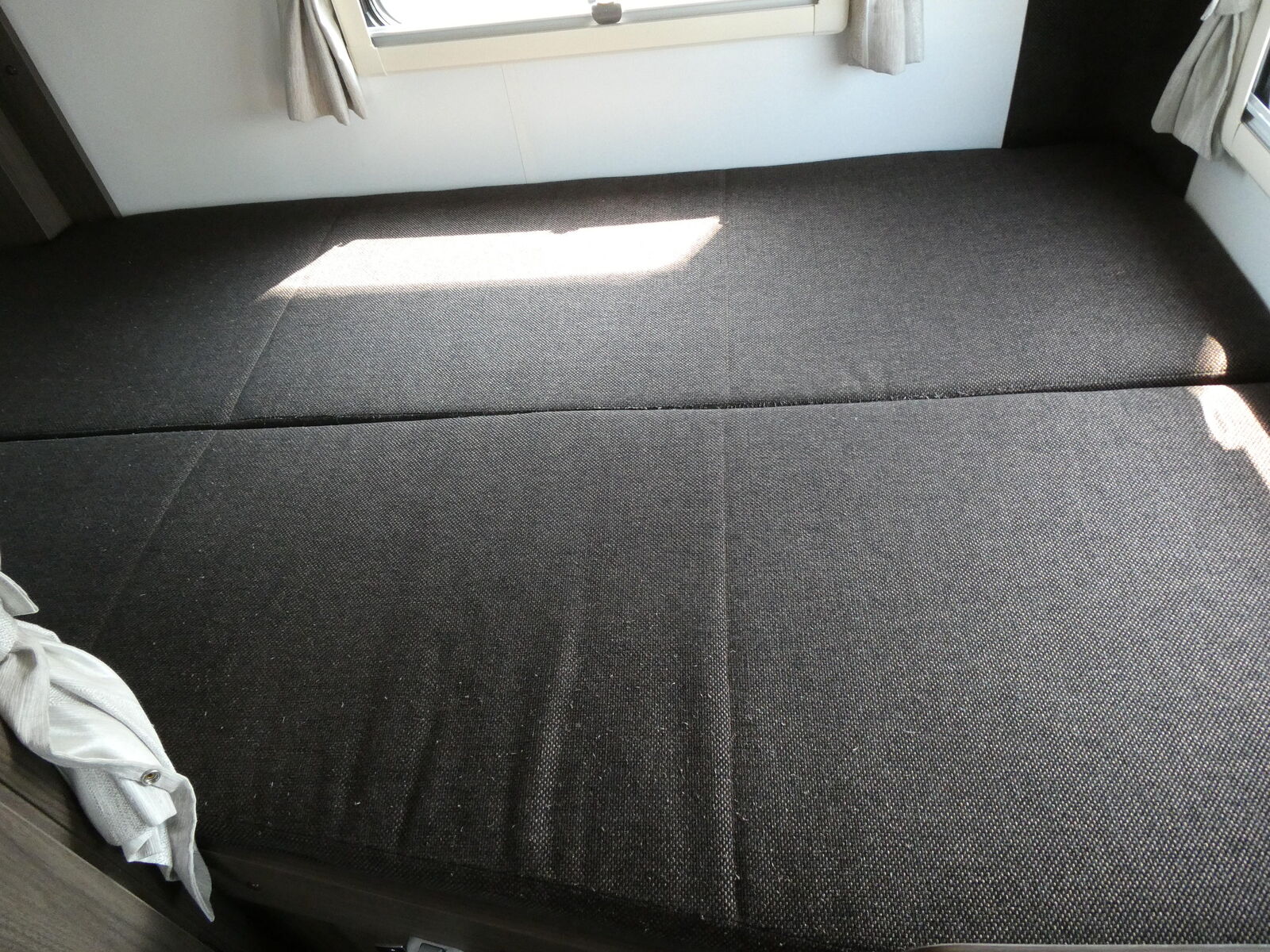 キャンピングカーキャブコン