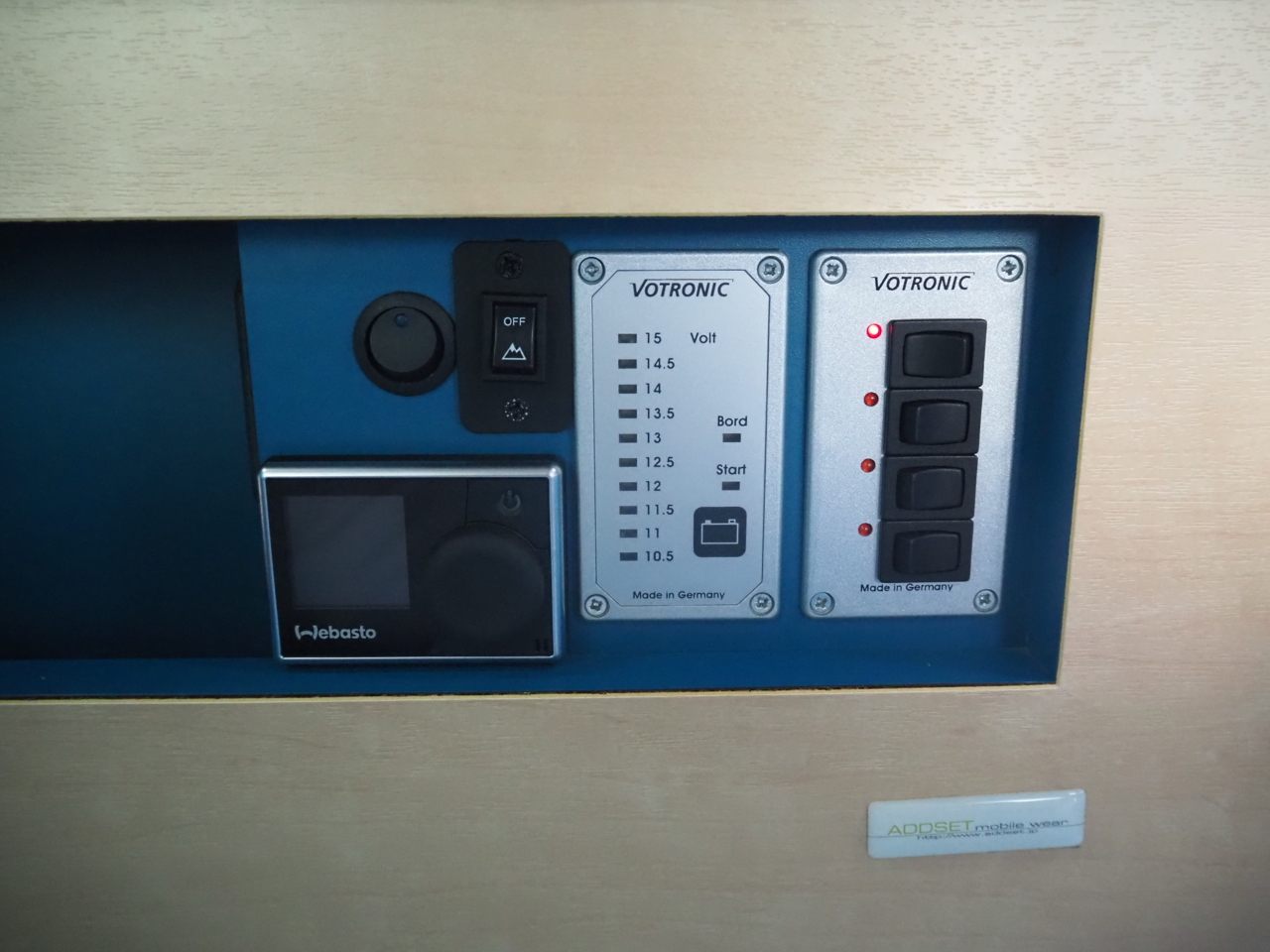 キャンピングカーバンコン