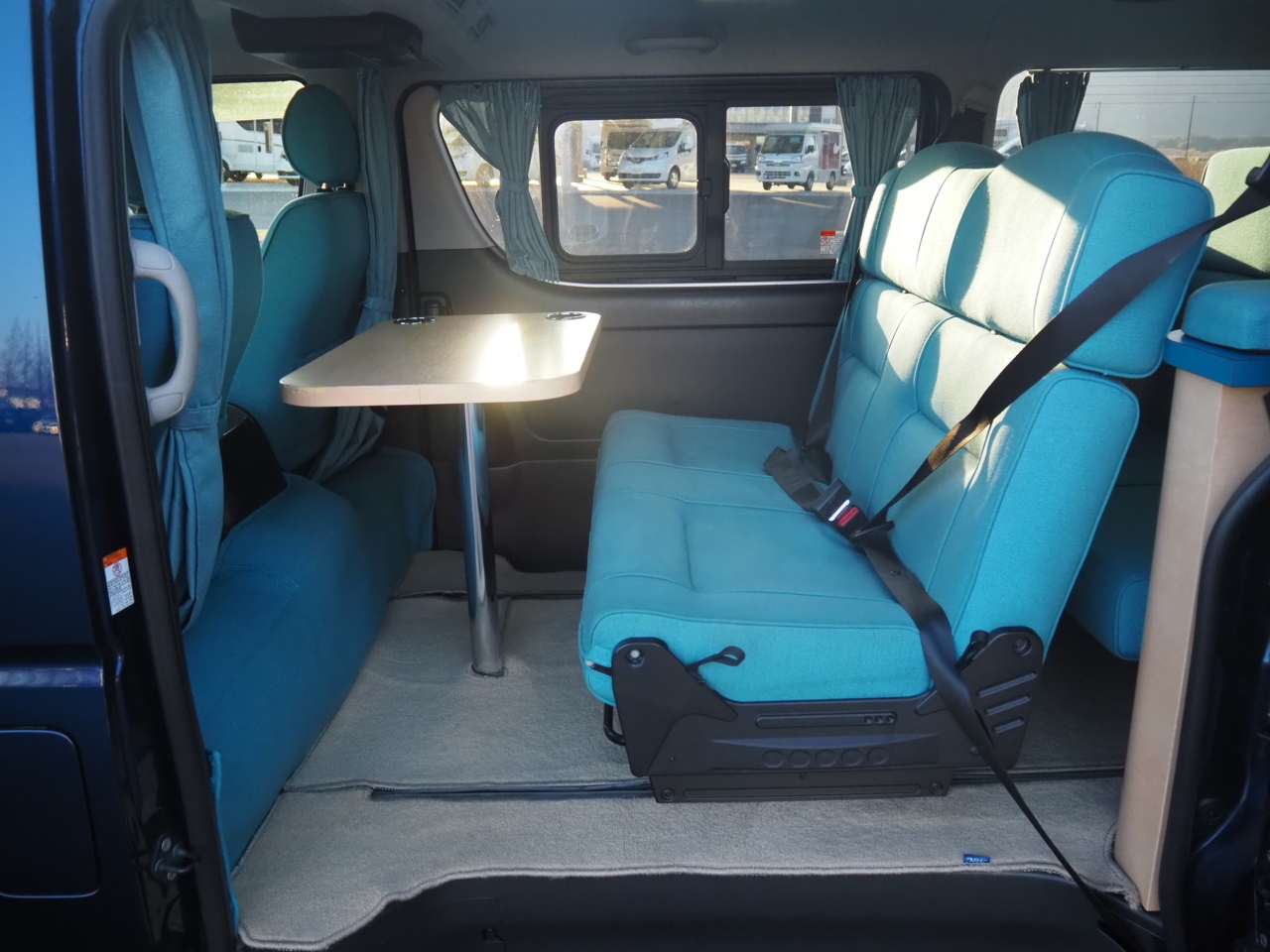 キャンピングカーバンコン