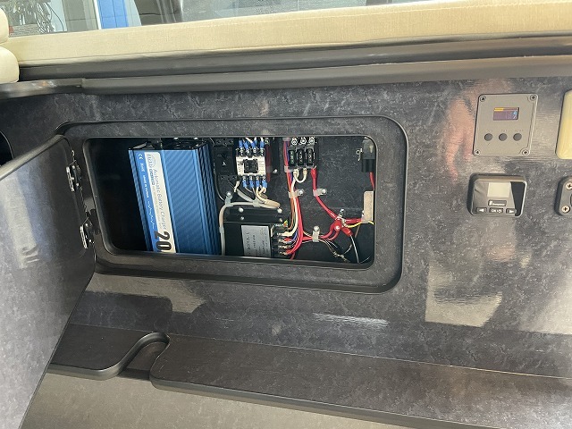 キャンピングカーバンコン