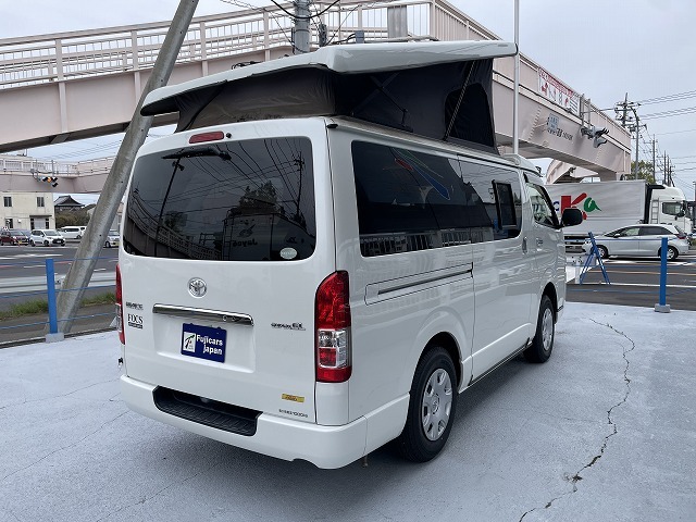 キャンピングカーバンコン