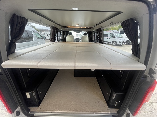 キャンピングカーバンコン