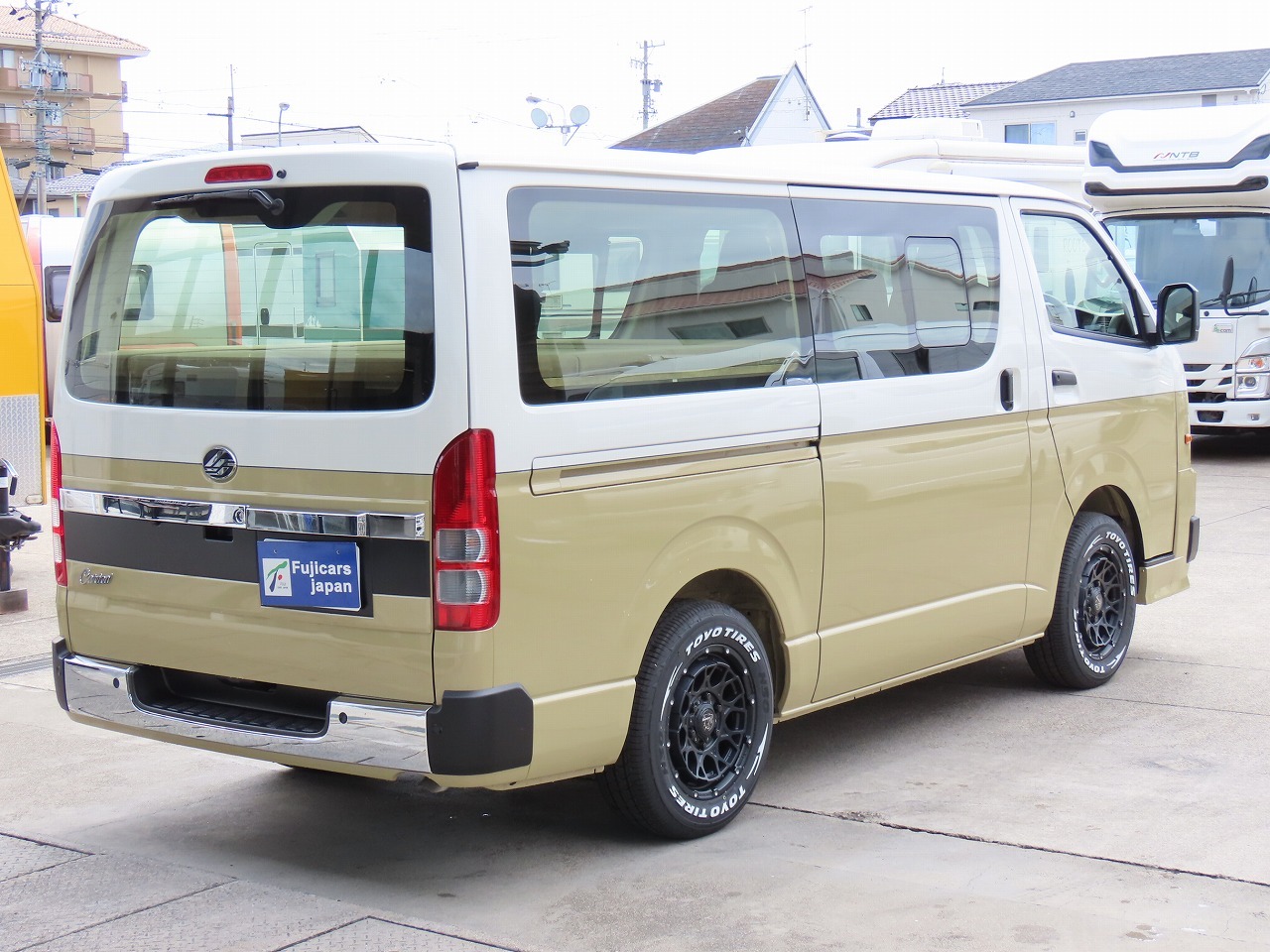 キャンピングカーバンコン