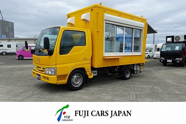 タイタンダッシュ 移動販売車 キッチンカー　8ナンバー登録