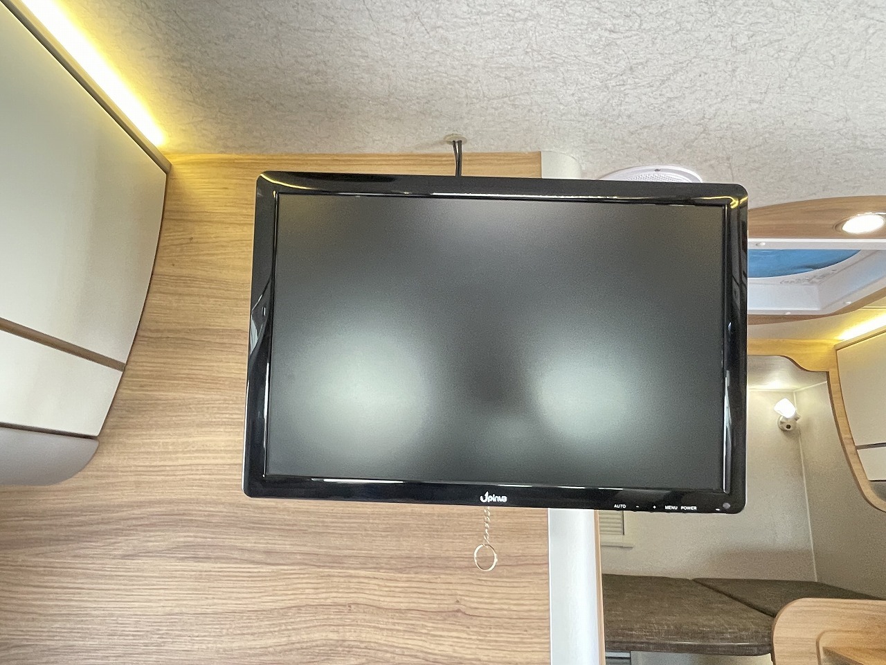 キャンピングカーキャブコン