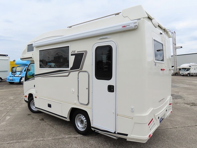 キャンピングカーキャブコン