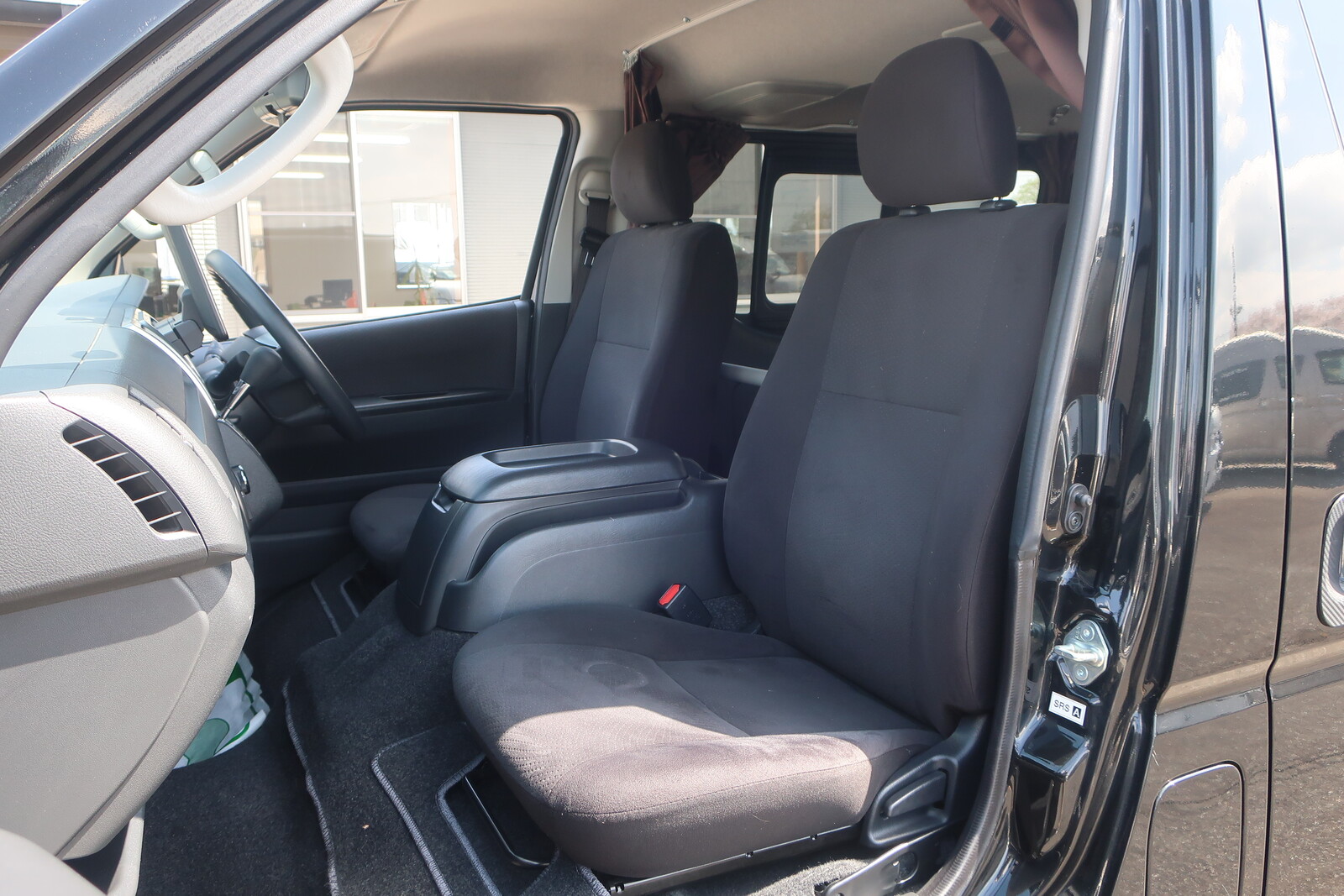 キャンピングカーバンコン