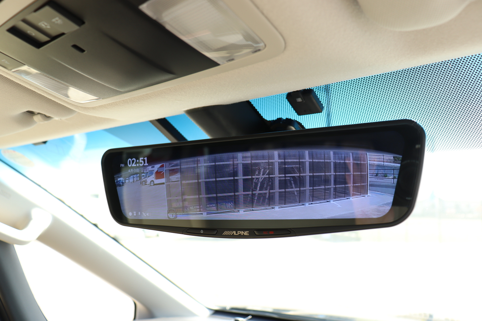 キャンピングカーバンコン