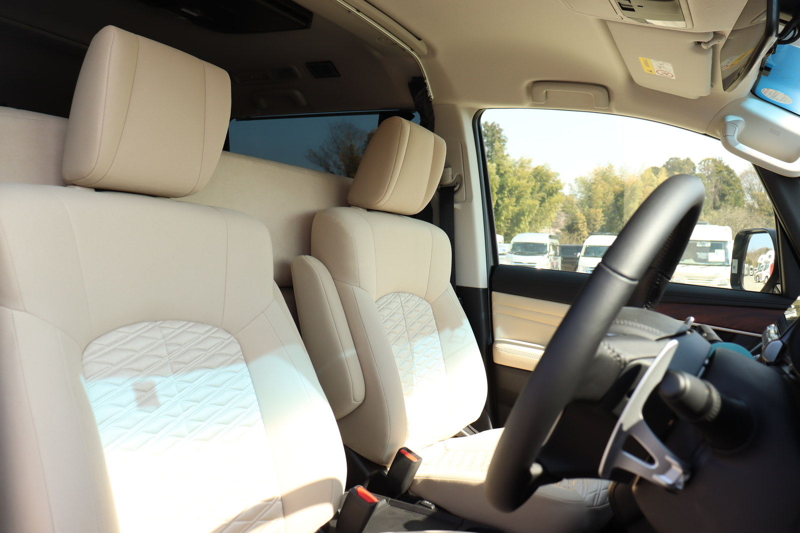 キャンピングカーバンコン