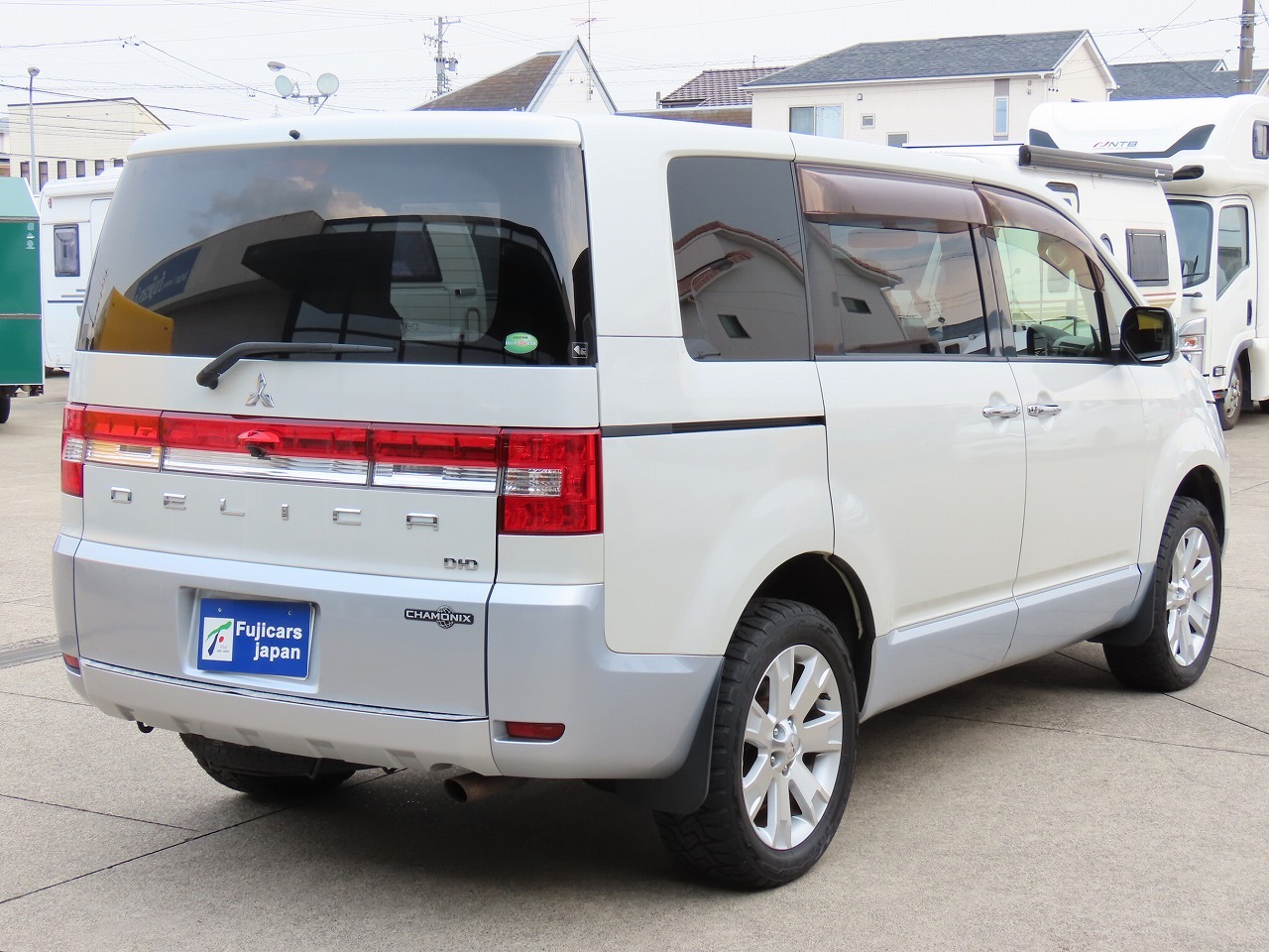 キャンピングカーバンコン