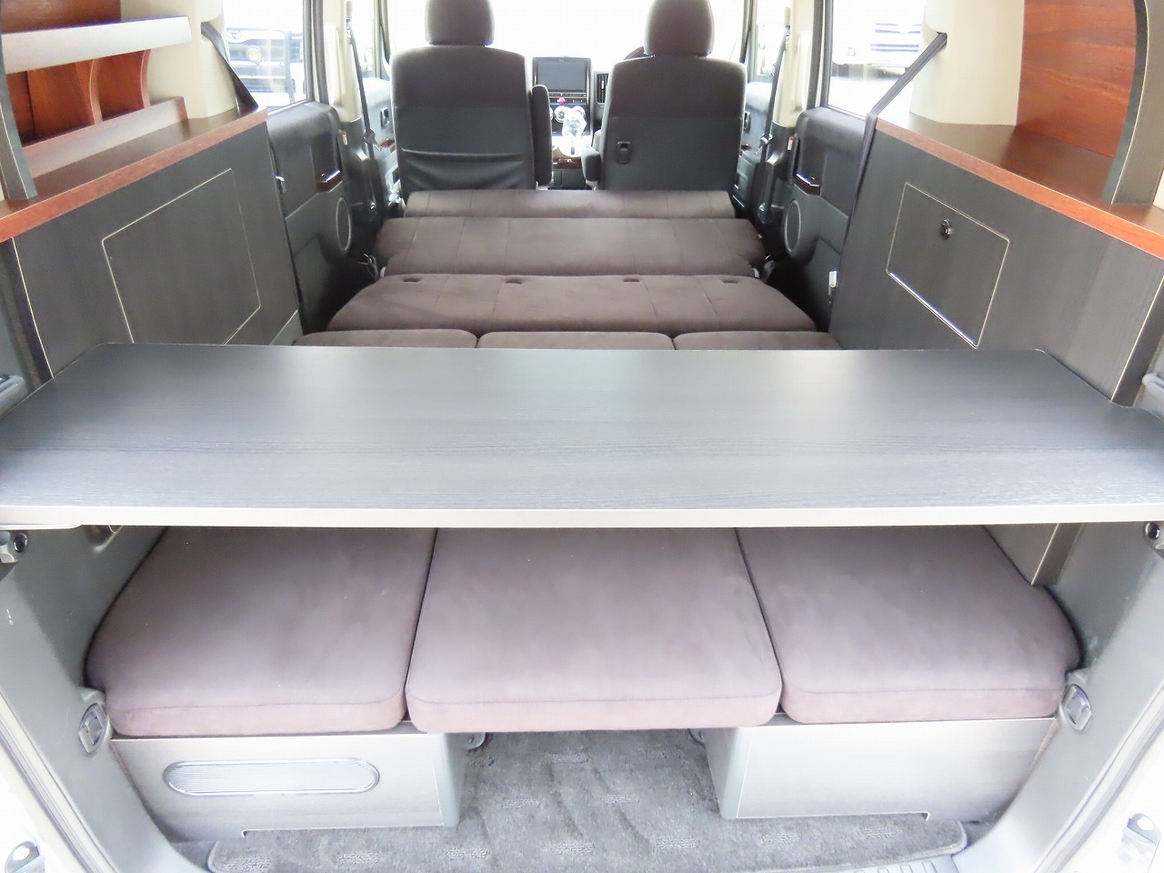 キャンピングカーバンコン