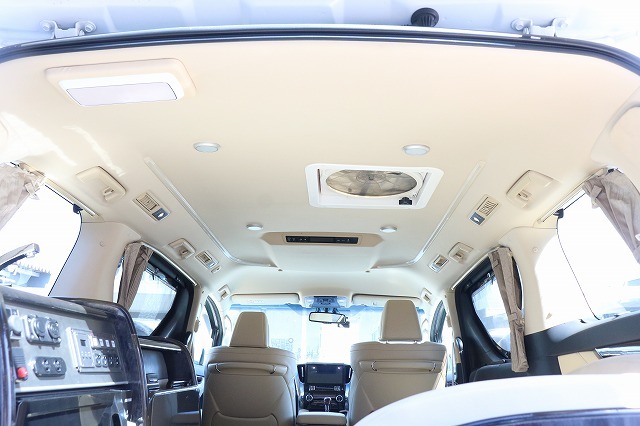 キャンピングカーバンコン