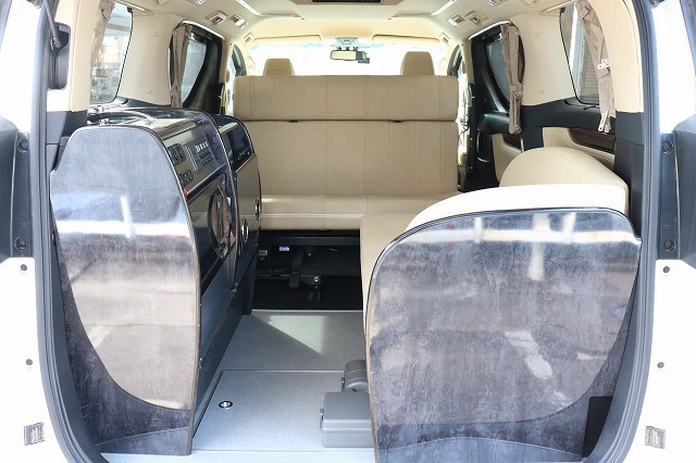 キャンピングカーバンコン