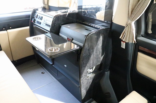 キャンピングカーバンコン