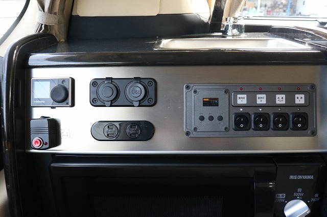 キャンピングカーバンコン