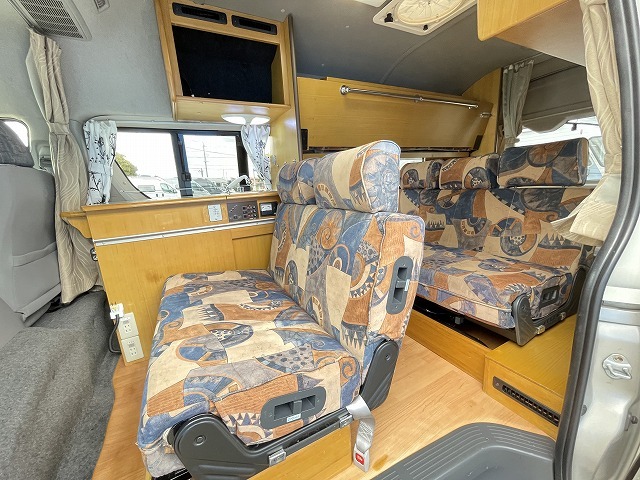 キャンピングカーバンコン