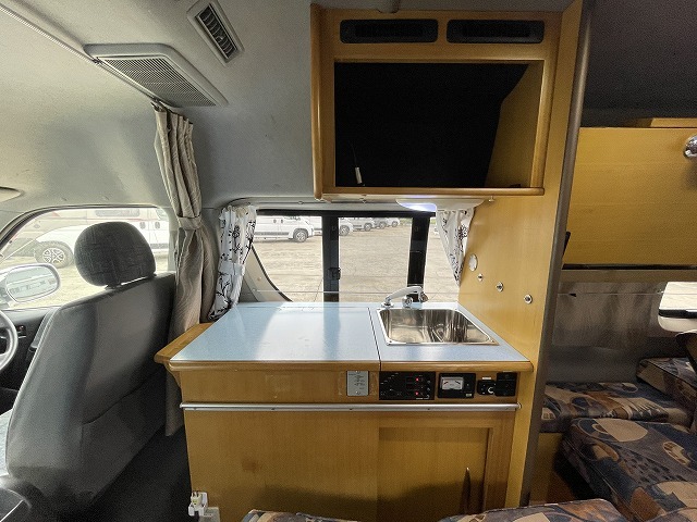 キャンピングカーバンコン