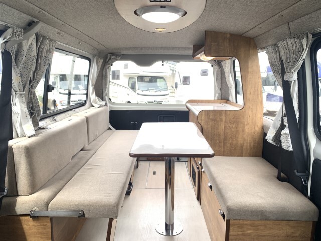 キャンピングカーバンコン