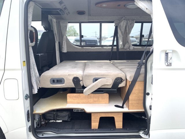 キャンピングカーバンコン