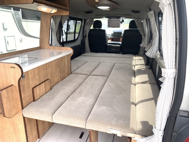 キャンピングカーバンコン