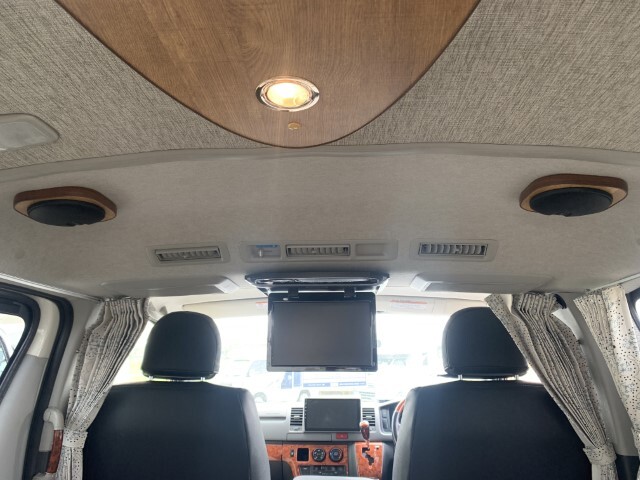 キャンピングカーバンコン