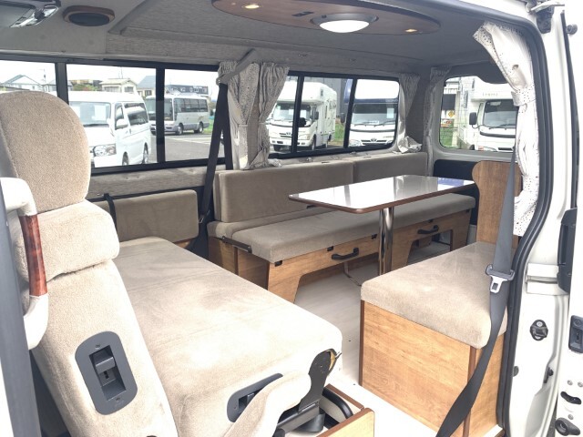 キャンピングカーバンコン