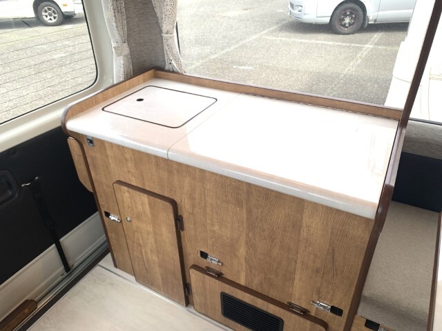 キャンピングカーバンコン